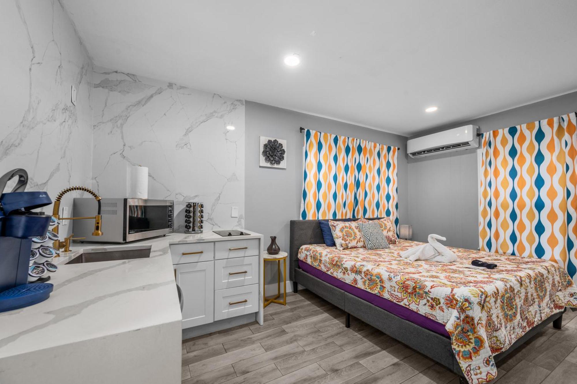 דירות Chic Studio Apt In Central Houston With Free Park מראה חיצוני תמונה