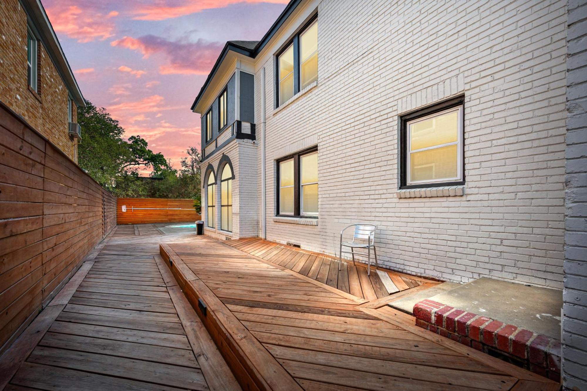 דירות Chic Studio Apt In Central Houston With Free Park מראה חיצוני תמונה